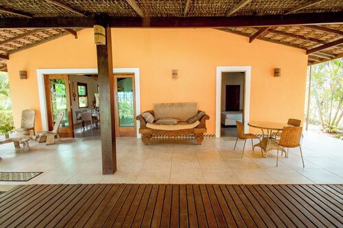 Ref gio p na Areia na Praia do Acu pe com Wi-fi