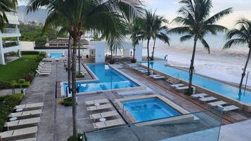 Outdoor pool, a heated pool