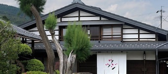 Newly renovated entire villa, with serene gardens