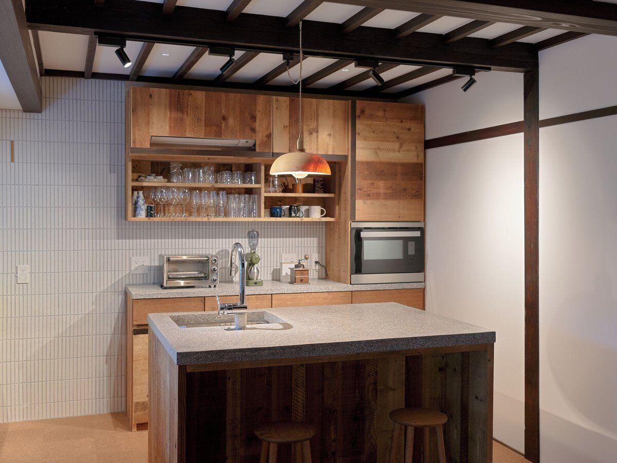 冷蔵庫、電子レンジ、オーブン、食器洗い機