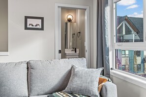 TV connectée, cheminée