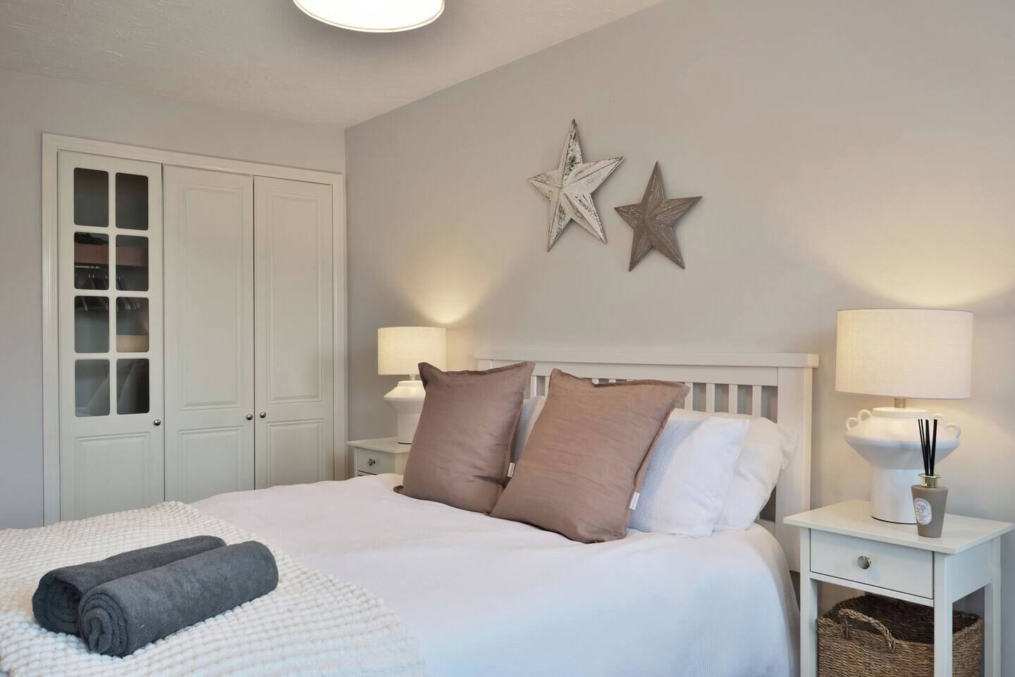 4 chambres, fer et planche à repasser, Wi-Fi gratuit, draps fournis