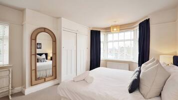 3 bedrooms, iron/ironing board, travel cot, free WiFi