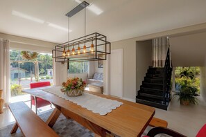 House, Smoking