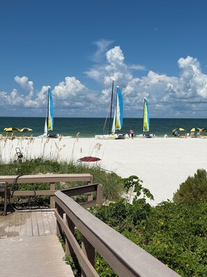 Sun-loungers, beach towels