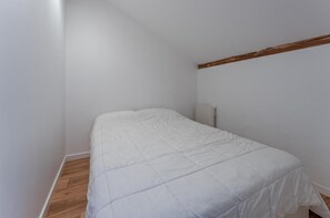 Uklassifisert bilde, 5 av 18, knapp