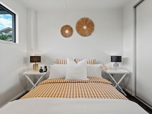 3 bedrooms, WiFi, bed sheets