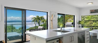 Pukawa Bliss - Pukawa Holiday Home
