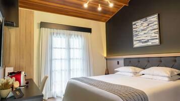 In-room safe, free WiFi