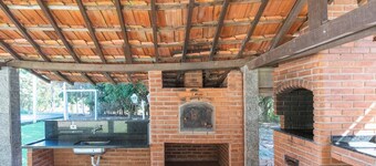 カヴァリーニョ ブランコ フラット パラ 4 ペソアス シ プシーナ