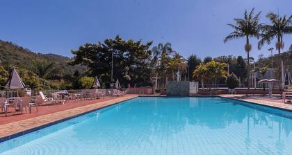 Cavalinho Branco Flat Para 4 Pessoas c Piscina