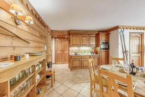 Refrigerador, horno y lavavajillas 