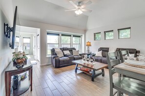 TV, books - Pool Access + Private Yard: Family Home in Kyle! (Kyle)