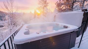 Bain à remous extérieur