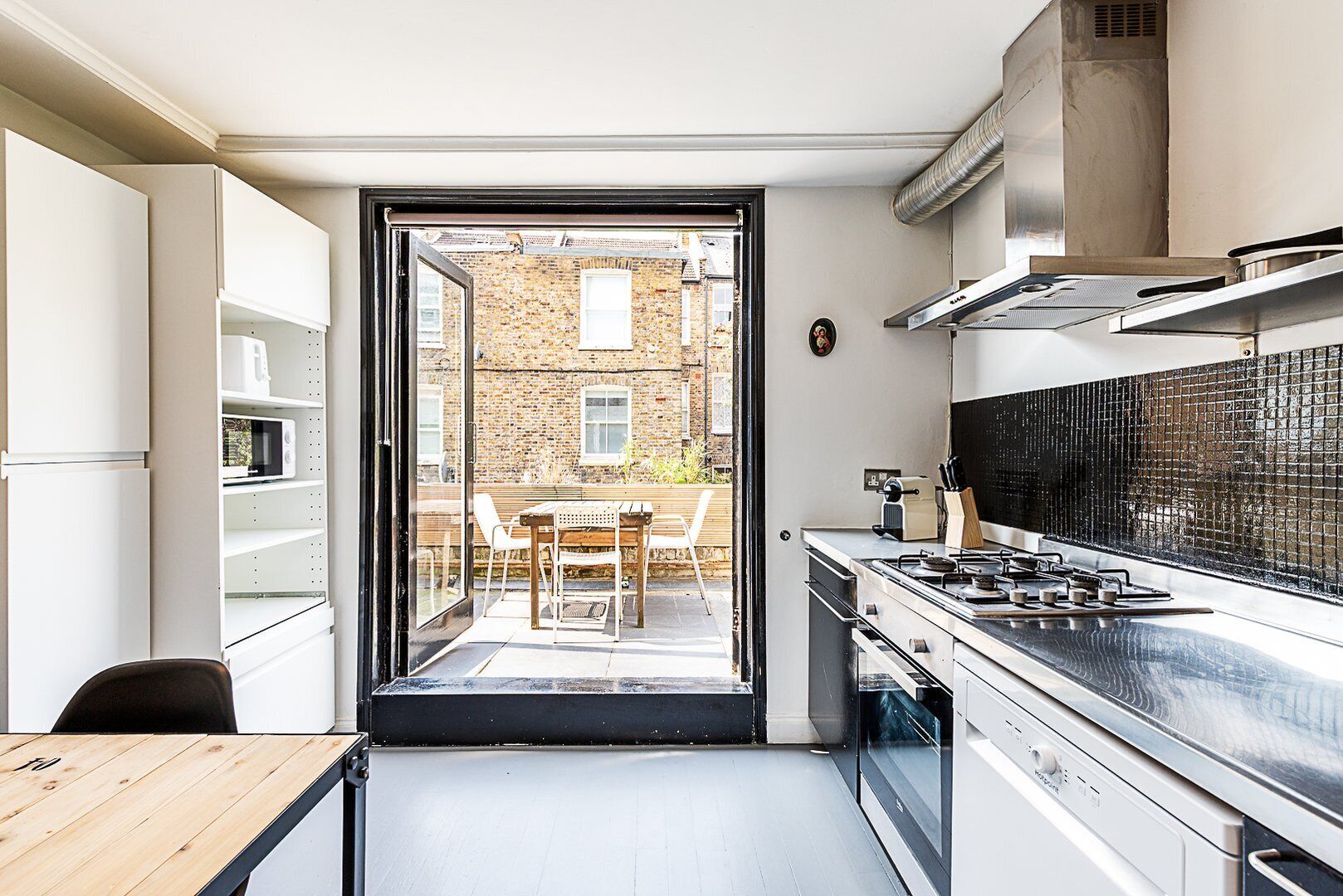 Fridge, microwave, dishwasher, coffee/tea maker