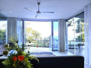 Suite 1 Ocean Jungle Pool | Terrace/patio