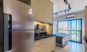 Basic Apartment | Private kitchen - ONE - Studios in Piata, 230m From the Beach (Salvador)