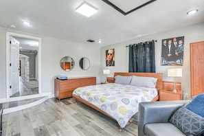 3 chambres, fer et planche à repasser, accès Internet, draps fournis