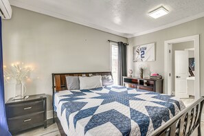 1 chambre, fer et planche à repasser, accès Internet, draps fournis