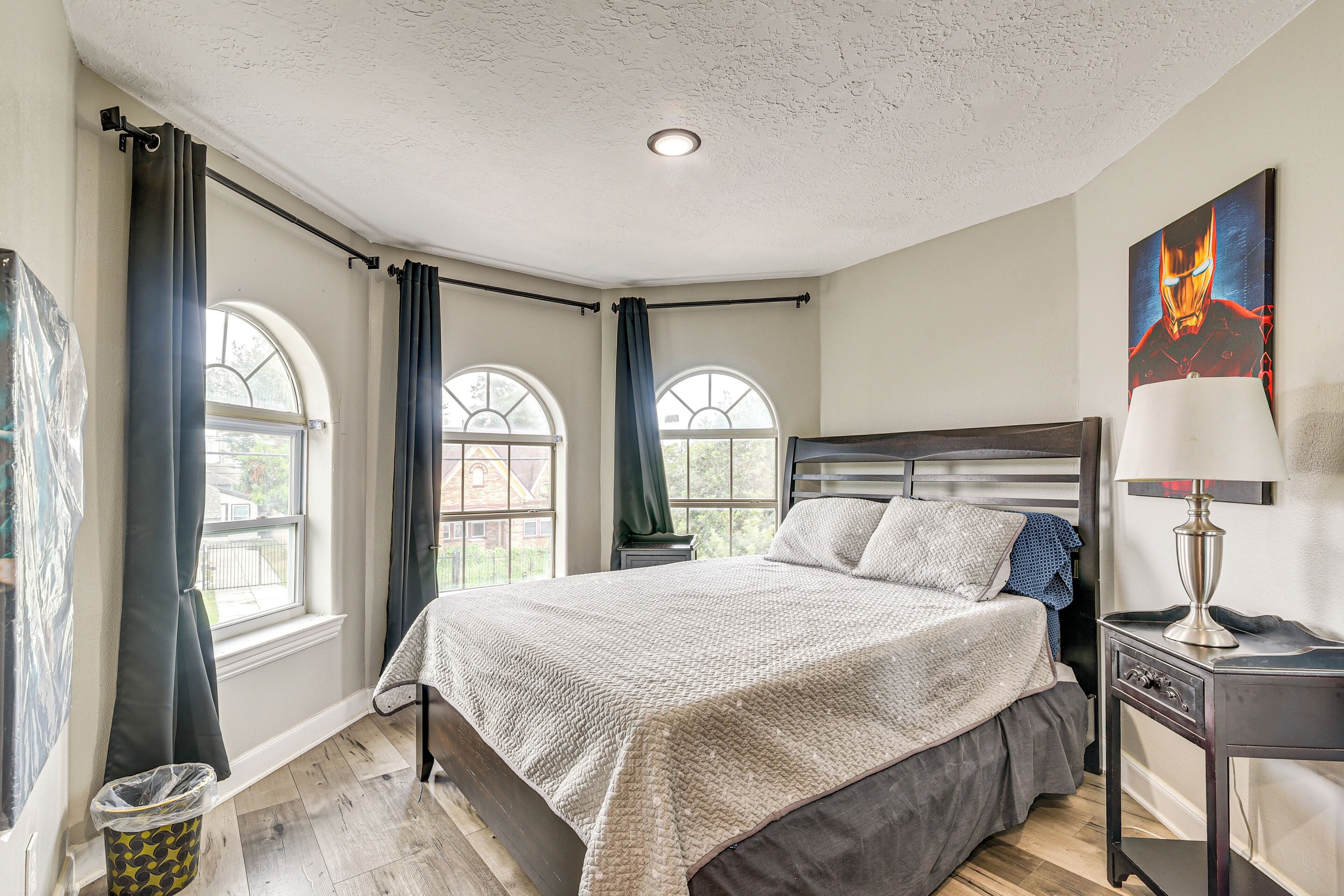 1 bedroom, iron/ironing board, internet, bed sheets