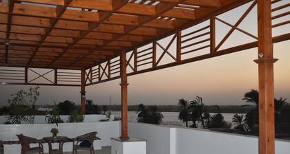 MA’AT HOME ,3-bedroom apartment with AC in Luxor Governorate