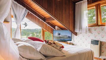 SUÍTE ZEN | Cofres nos quartos, ferros/tábuas de passar roupa, Wi-Fi de cortesia