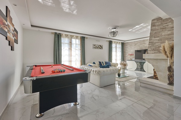 Spielezimmer