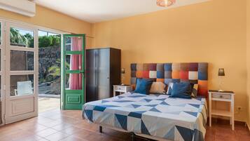 1 habitación, wifi y ropa de cama