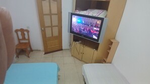 Shared Dormitory, 1 Bedroom, Smoking, Private Pool | Room amenity