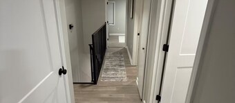 Uptown Modern Escape - 4bd/2ba