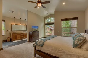 4 bedrooms, iron/ironing board, travel cot, WiFi