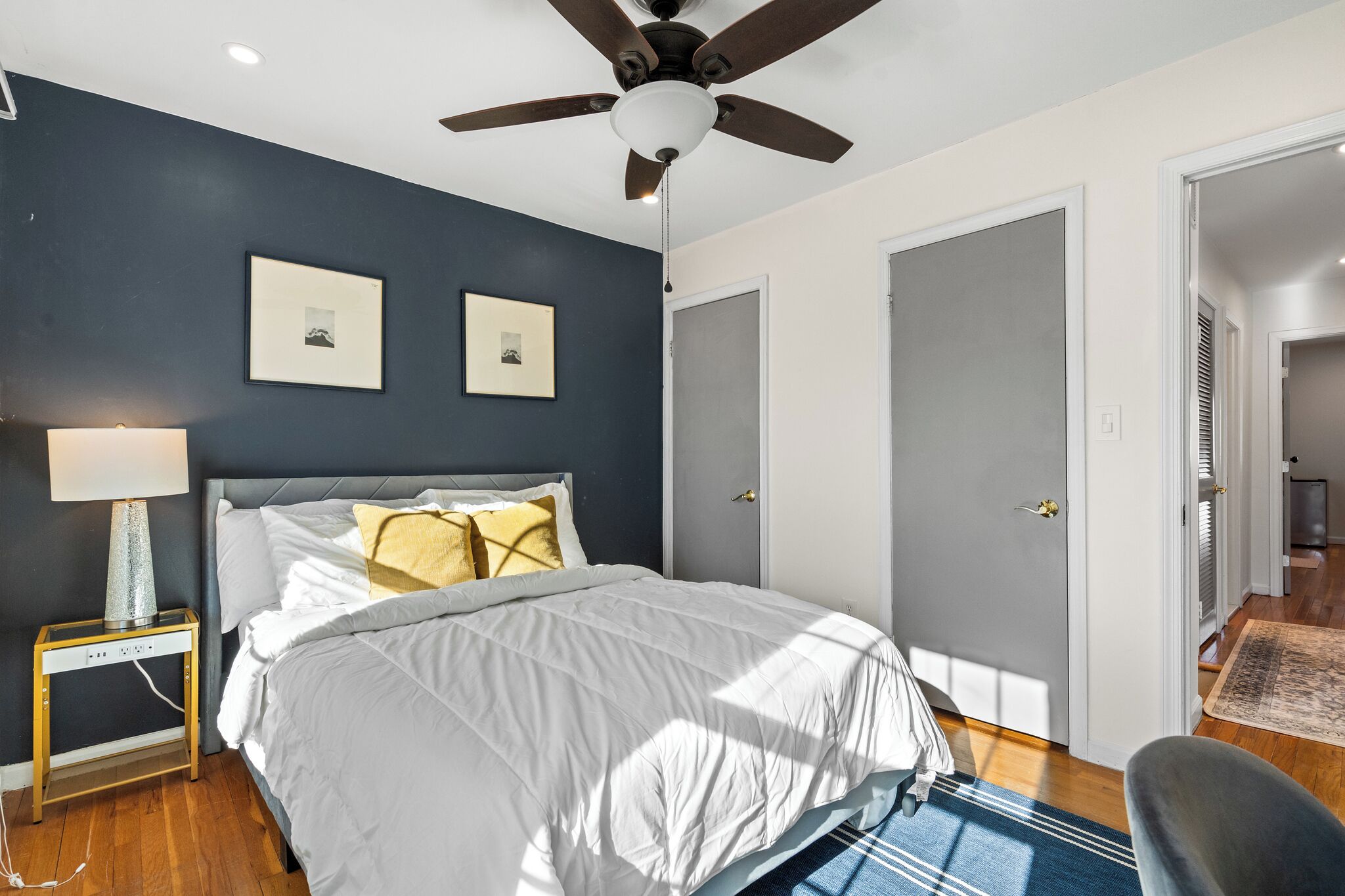 6 間睡房、免費 Wi-Fi、床單