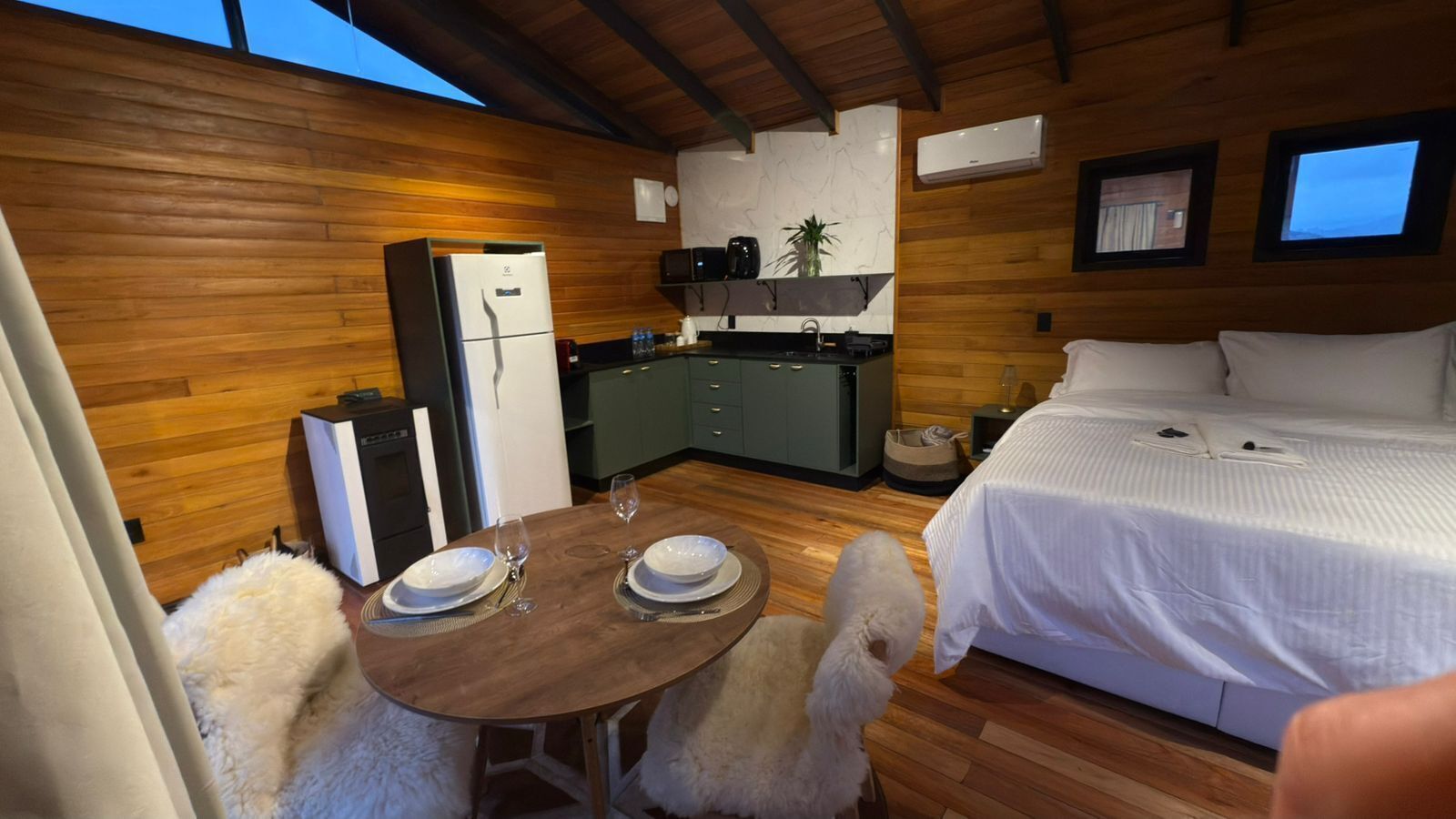 Deluxe dubbelrum - uteplats | Eget kök