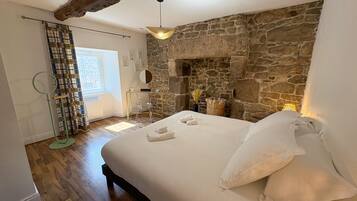 3 chambres, fer et planche Ă repasser, Wi-Fi gratuit, draps fournis