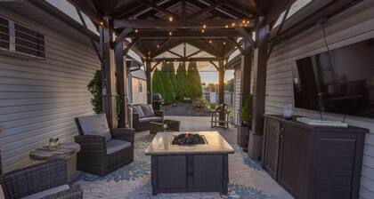 MARK TWAIN LAKE STUDIO CABIN & OUTDOOR HANGOUT