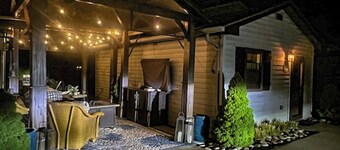 MARK TWAIN LAKE STUDIO CABIN & OUTDOOR HANGOUT