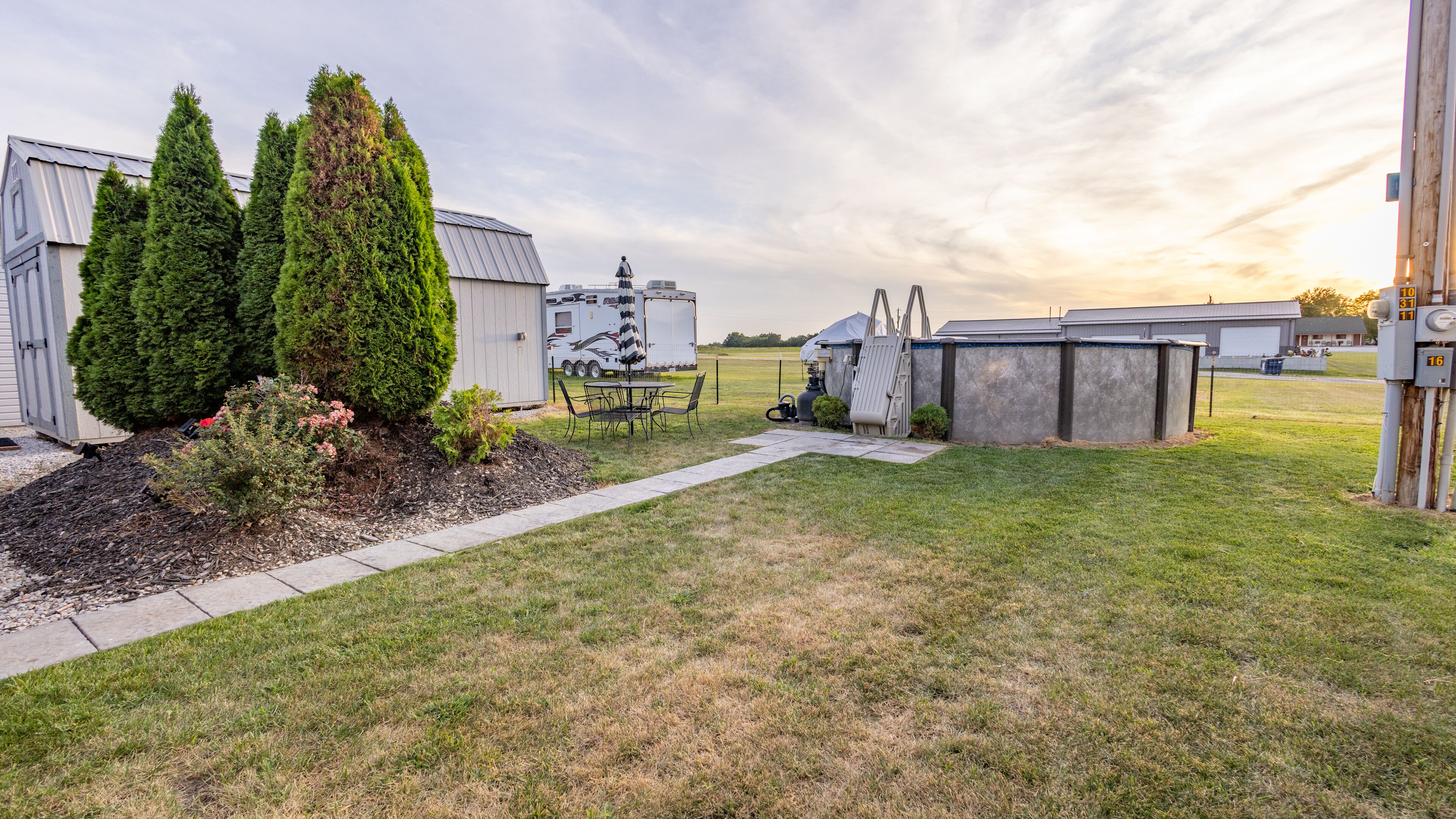 屋外ダイニングエリア