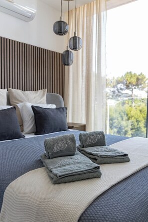 2 bedrooms, iron/ironing board, Internet, bed sheets - Belle Mar - River and sea view - AC - Garage (Vila Nova de Gaia)