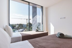 3 Schlafzimmer, Bügeleisen/Bügelbrett, Internetzugang, Bettwäsche