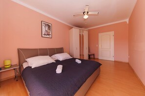 2 bedrooms, WiFi - Apolonia Urban retreat close to the sea Apt 3 Lavanda (Zadar)