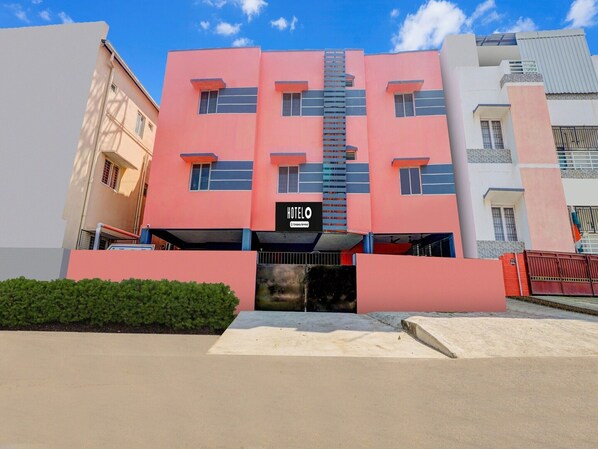 Exterior - Super Hotel O DLF IT Park Ramapuram (Chennai)