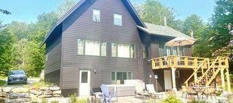 Elegant Ski-in Ski-out House at Bolton Valley Resort
