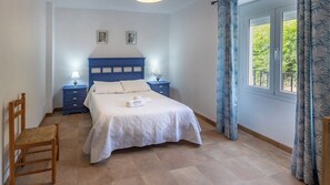 4 bedrooms, iron/ironing board, travel crib, WiFi