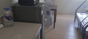 Remarkable and Radiant  1-bedroom condo in lovely Dumaguete City with AC