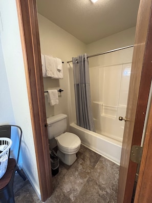 Double Room, Balcony | Bathroom