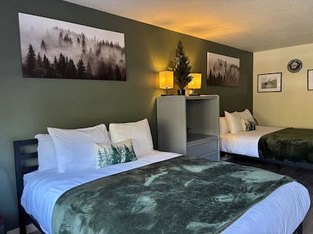 Double Room, Balcony | Free WiFi