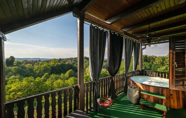 Idromassaggio all'aperto