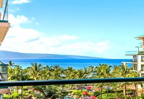 Appart'hôtel (3 Bedrooms) | Vue de la chambre