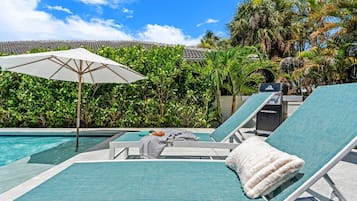 ํ์ฐ์ค (3 Bedrooms) | ๋ด๋ถ