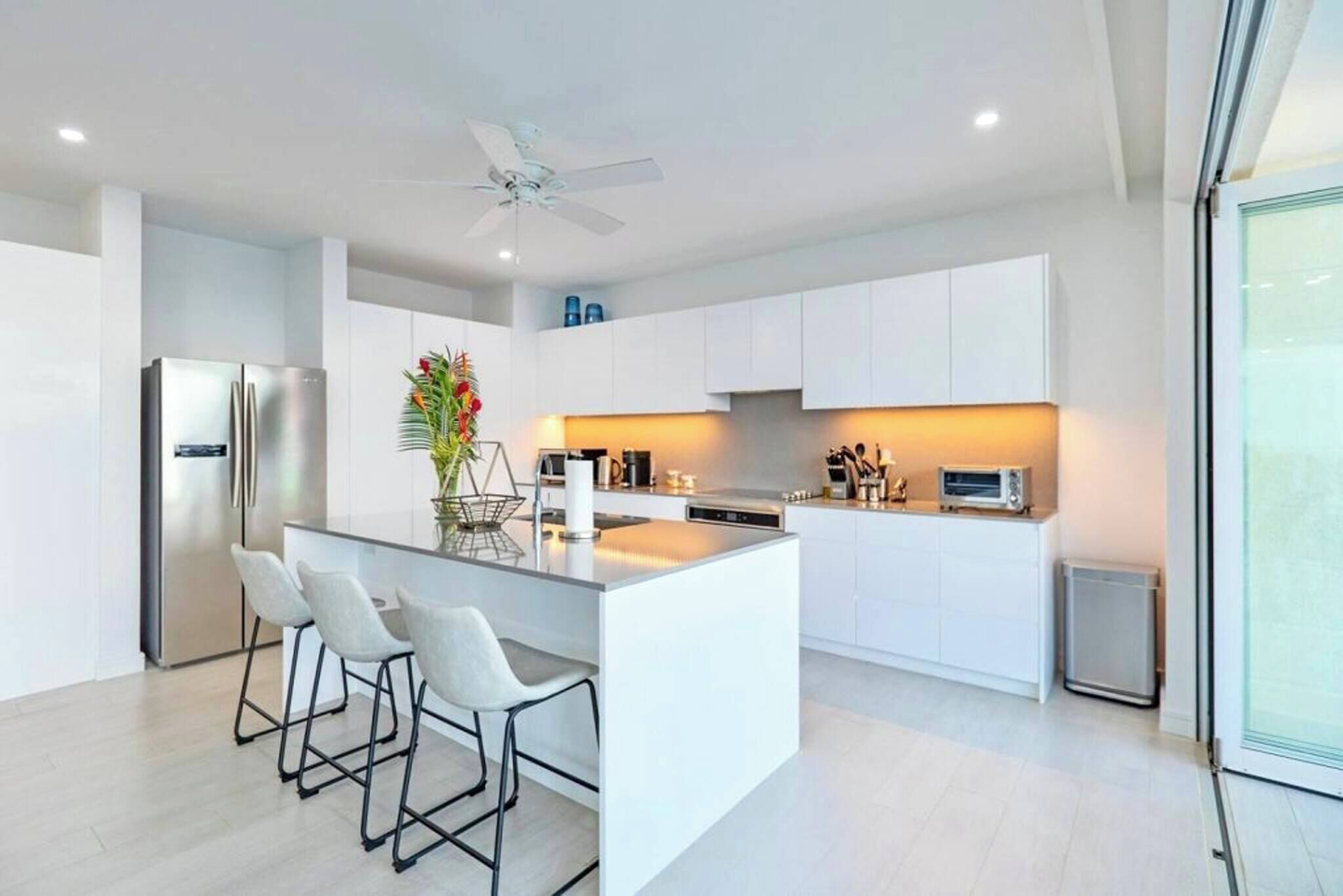 Apartment, 3 Bedrooms, Private Pool, Ocean View | Interior